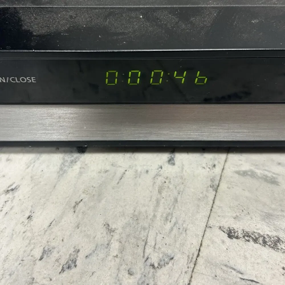 Samsung DVD Player DVD-HD860 DTS Dolby Digital HDMI w/ Remote - TESTED WORKING